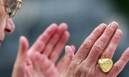 “L’anello Petrino sarà spezzato”