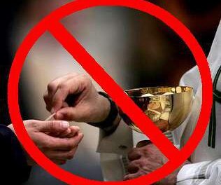 Comunione sulla mano? Perchè dire NO