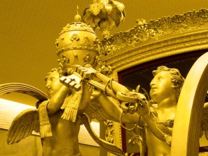 Ornate Papal Horse Carriage - Angels and Tiara