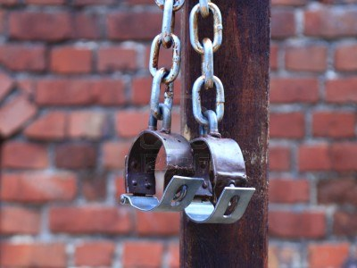 Angela Corrias intervista Andrea Giacobazzi sulla libertà di ricerca storica