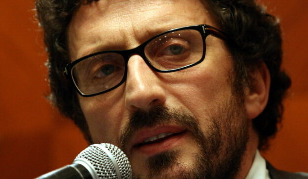 Se il cattolicesimo è pop, la star è Francesco: parola di Pietrangelo Buttafuoco