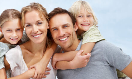 Padre e madre “assassinati” dalla burocrazia, ma le fiabe gay negli asili sì