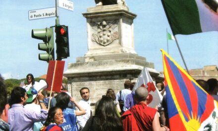 L’ecumenica Marcia per la Vita si inchina a Bergoglio