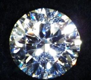 Cremazione, amata dalla Massoneria. In Svizzera si possono fare diamanti con le ceneri del caro estinto