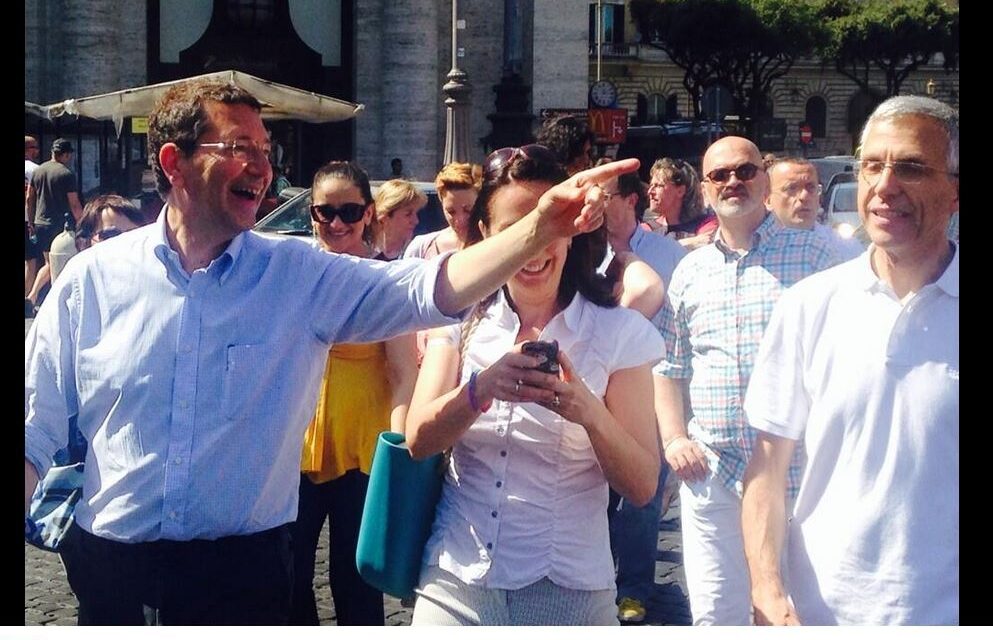 Il cattocomunista Matteo Renzi apre alle unioni omosessualiste