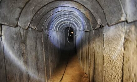 GAZA / Tunnel, la battaglia psicologica