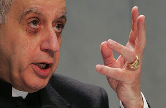 Rino Fisichella al “sinodo”: Gesù un legalista? La Chiesa preconciliare non possedeva la verità?