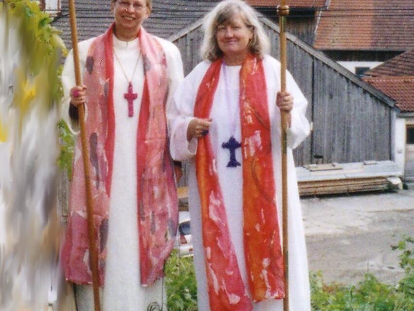 Pastorale & rossetto. La “vescovessa” che piace al clero austriaco