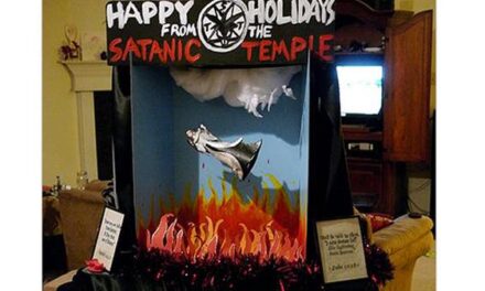 E il Satanic Temple augura buon Natale. Con Lucifero.