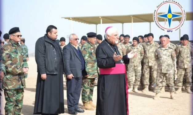 [DA VEDERE] Il Vescovo siro-cattolico benedice le milizie cristiane