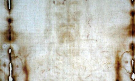 Sacra Sindone, parla il Fisico dell’ENEA: ‘Vi svelo la verità’