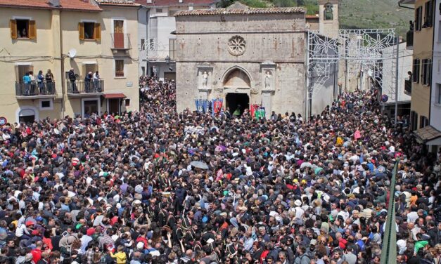 Cocullo e il rito dei serpari
