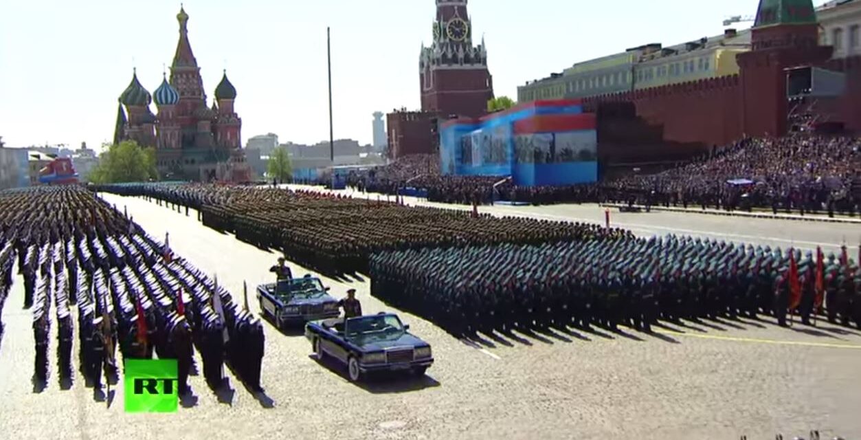Парад Победы в Москве 2015 – Parata della vittoria a Mosca, video integrale