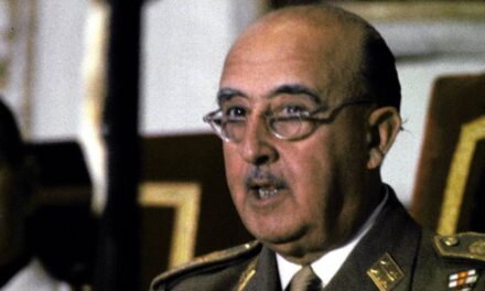 [Audio, 12-6-15] K. Chan ci parla di “Francisco Franco: cristiano esemplare”