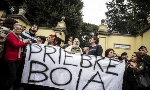 [CASAMONICA] Perdono per (quasi) tutti.