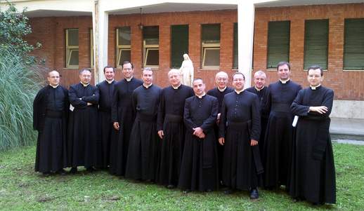 La FSSPX risponde a Bergoglio ribadendo la propria posizione canonica