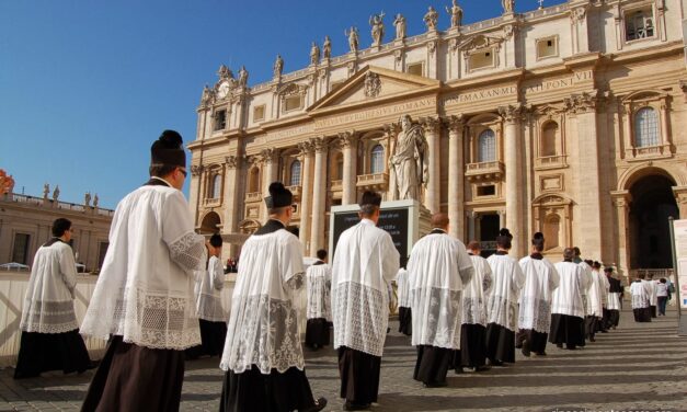 Faccia a faccia col Motu Proprio Summorum Pontificum: intervista a Giuseppe Capoccia