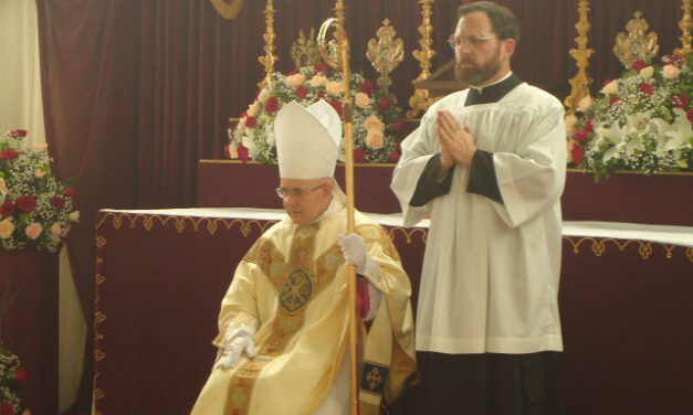 Monsignor Williamson consacra vescovo Tomas de Aquino