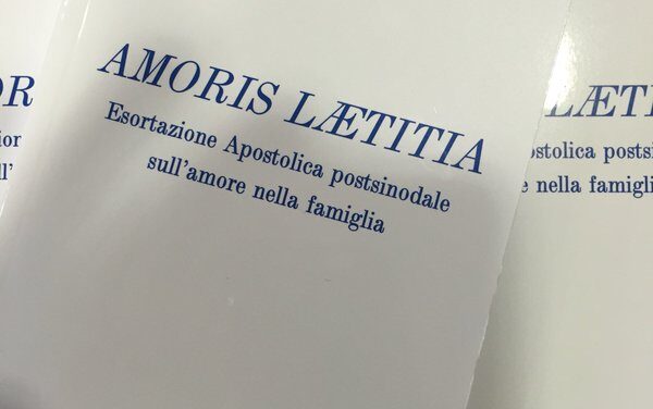 Nessuna misericordia per chi critica Amoris laetitia