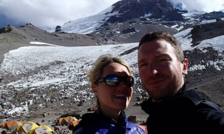 Professoressa vuole dimostrare che veganesimo non è limite nello sport: scala Everest ma muore