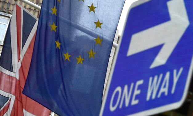 Radio Spada – info BREXIT n. 11: Dissoluzione o restaurazione dell’Unione Europea?