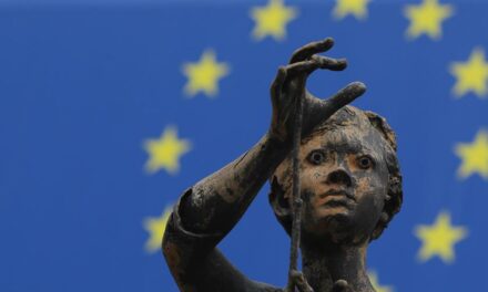 Merkel: chiudere Brennero distruggerebbe Europa. Pax Christi distribuisce discorso di Bergoglio