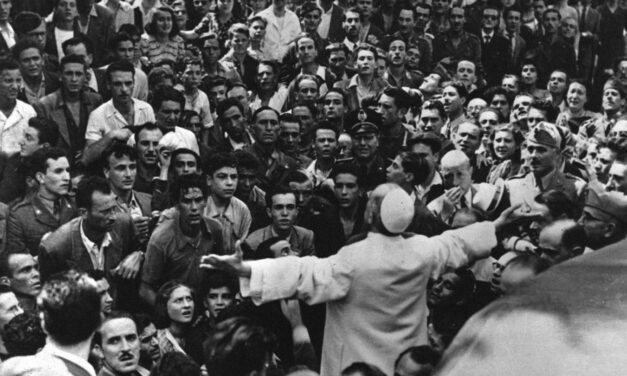 Il Papa difende Roma. Lettera – dimenticata – di Pio XII al Cardinal Vicario per il bombardamento ‘alleato’ della Città Eterna – 1943