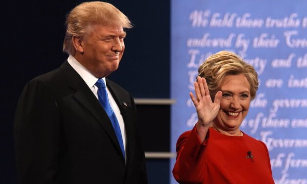 Filmato completo del dibattito TRUMP – CLINTON