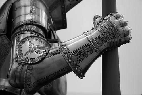 [GUELFISMO NERO] Tre anni di una casa editrice cattolica