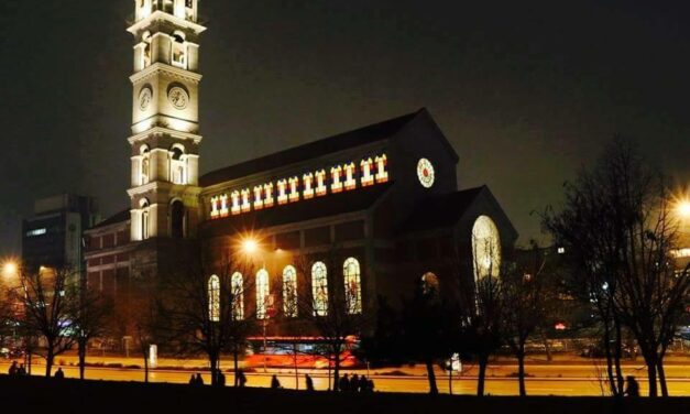 Quando il proselitismo non è una solenne sciocchezza: la Cattedrale di Pristina, Kosovo.