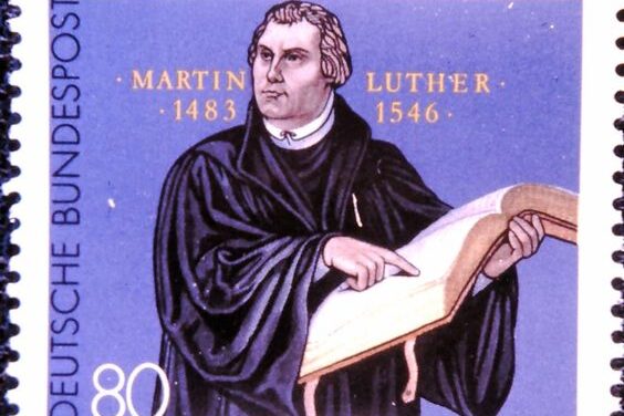 Il francobollo vaticano per celebrare Lutero