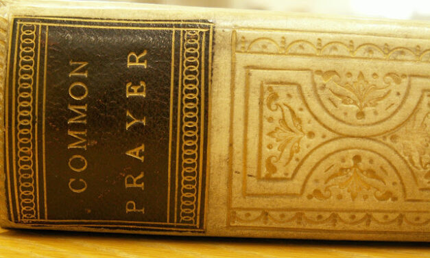 Bergoglio prepara l’apostasia per via liturgica