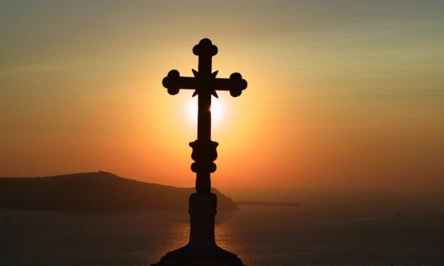 La sofferenza è la mano di Dio tesa verso di noi. Riflessioni sul suicidio di Dj Fabo