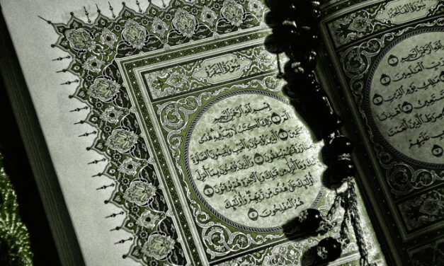 Francesco: cristiani e musulmani, diversi ma uguali, tutti figli di Abramo