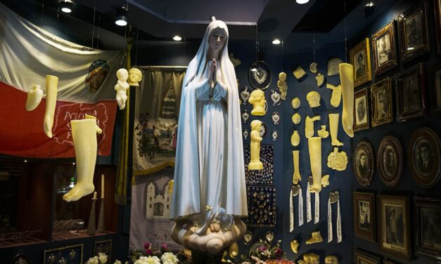 Arai Daniele (autore delle Ediz. Radio Spada) intervistato da Vanity Fair