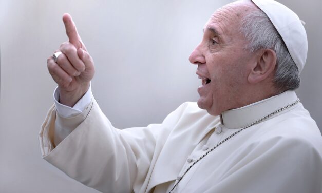 Come rispondere quando dicono ‘Chi sono io per giudicare?’