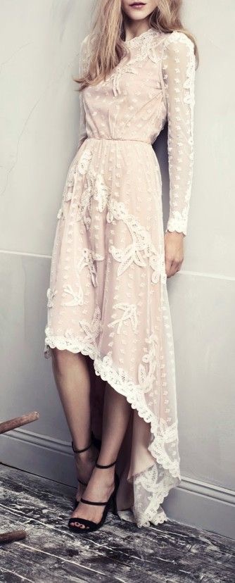 Non tutte amano i vestiti. Ma chi li ama ha l'imbarazzo della scelta.