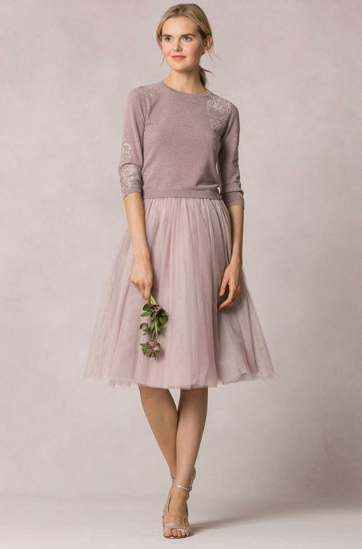 Completo per gli amanti del tulle.