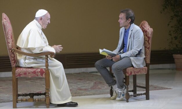 Politici, prendete esempio da Bergoglio