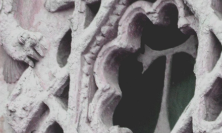 Il valore simbolico e la storia del Tau