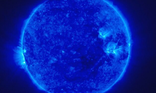 [VIDEO] Bellissimo: Terra, Giove, Sole e stelle a confronto