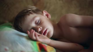 Mio figlio come Alfie: dissero che doveva morire, invece…