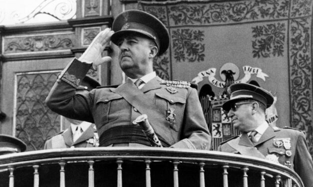 [VITA EST MILITIA] Generalissimo Francisco Franco y Bahamonde, reggente di Spagna