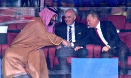 5-0 e una stretta di mano geopolitica: così la Russia di Putin comincia i mondiali