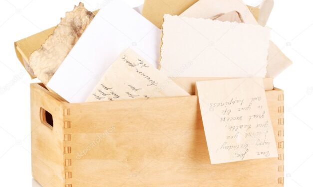 [Caso Viganò] L’arcivescovo contrattacca e parla di altri tre cardinali e di una cassa di documenti sparita