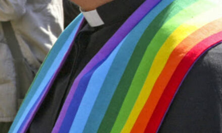 Prete rompe i ranghi e rivela la sottocultura gay in un importante seminario del Regno Unito