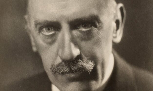 <strong>“La tunica senza cuciture”: il dramma e la redenzione in un romanzo dimenticato di Maurice Baring</strong>