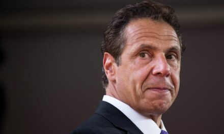 Andrew Cuomo: i pro life non sono benvenuti nello Stato di New York