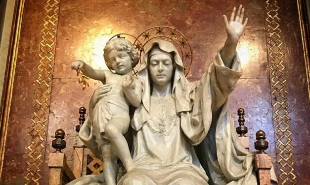 [DIFUNDE TU FE CATOLICA] Nuestra Señora la Virgen María REGÍNA PACIS
