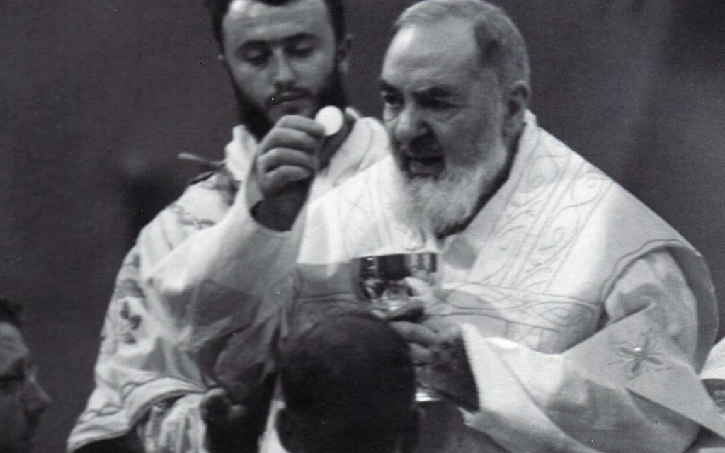 [DIFUNDE TU FE CATOLICA]  EL ALMA VÍCTIMA: vivir muriendo y morir amando (1ª Parte)